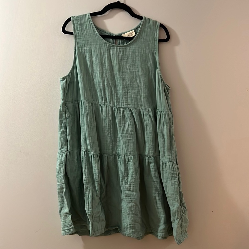 light blue almost teel colored dress, size 2XL, barley worn.